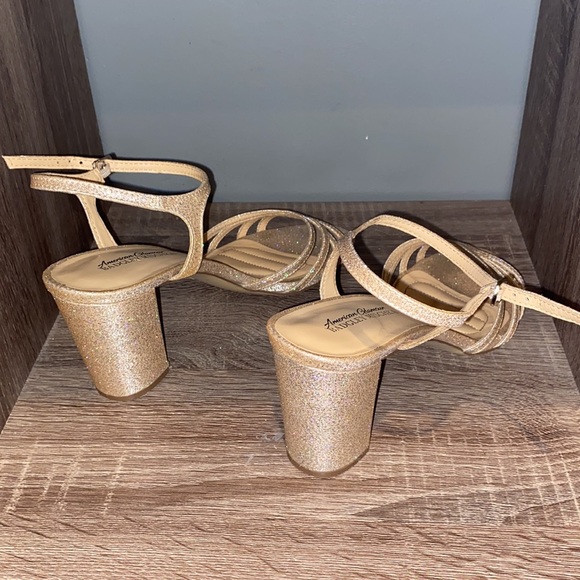 Size 10 sparkles BADGLEY MISCHKA heels - Picture 5 of 11